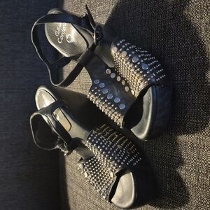 Calleen Cordero Vintage Leather Studded Wedge Sandals Size 7.5